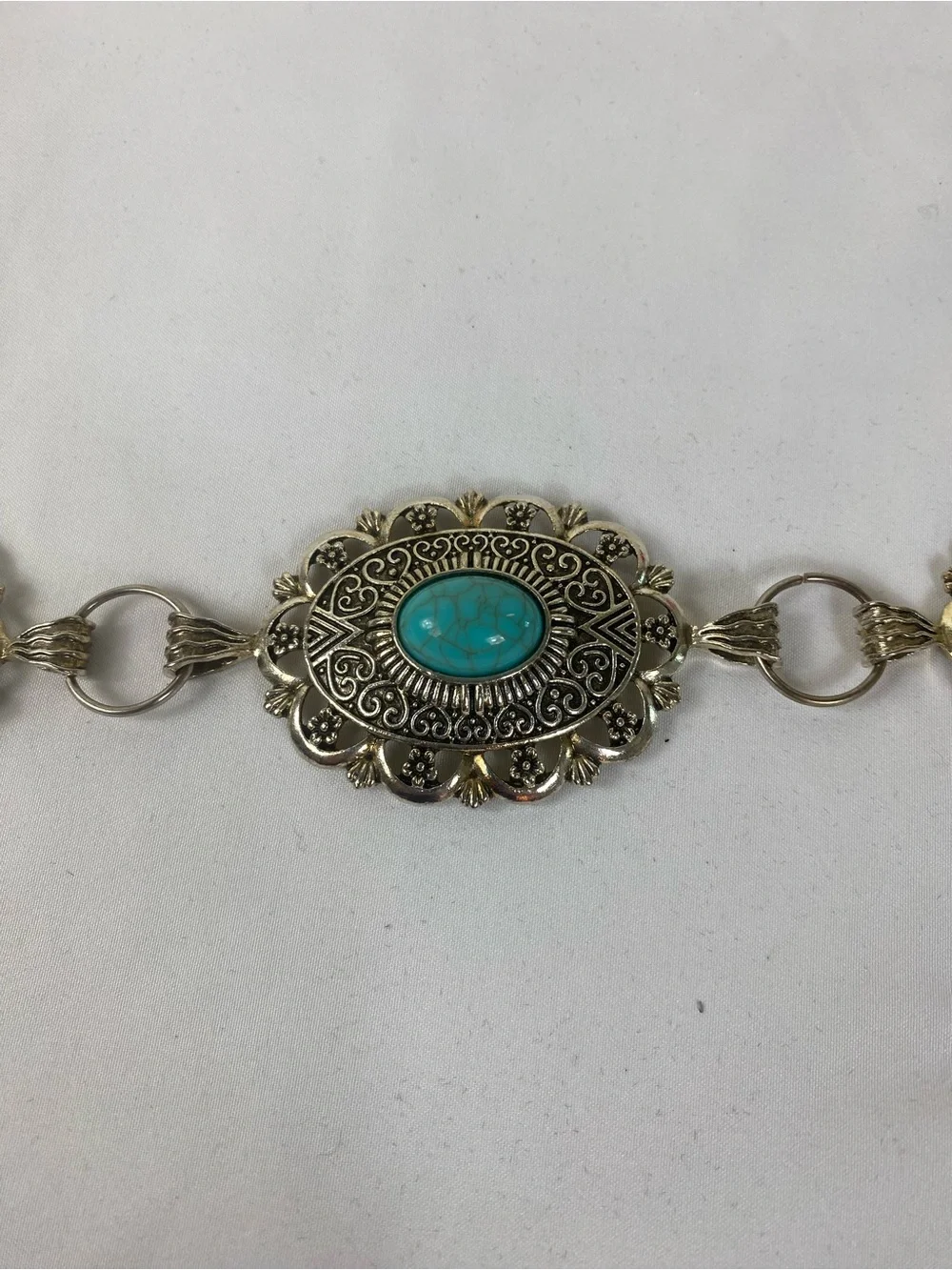 Concho Boho Western Oval Medallion Women's Belt - Silver Tone